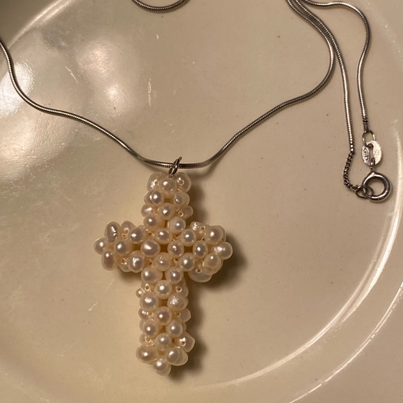 ๐ Vintage Beautiful fresh water pearl cross pendant. No chain. - Picture 3 of 3